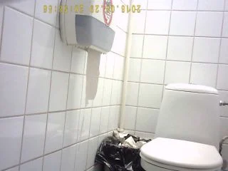 Student Restroom 94 screenshot 6