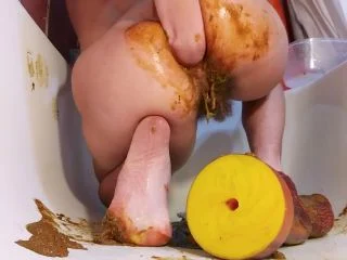 Pipaypipo – Girl Fucks Ass With Huge Dildo Scat screenshot 4