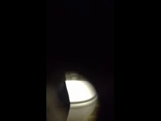 Hole In The Wall Toilet 1 screenshot 2