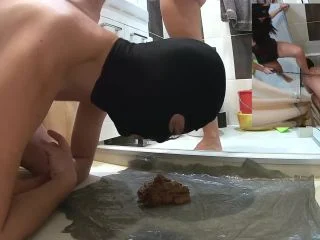 Eat Shit From The Floor screenshot 6