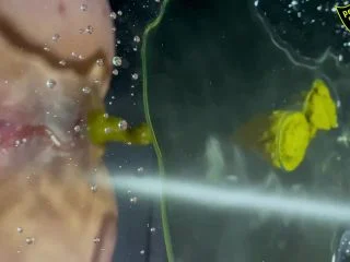 Perverformer – Scat Couple Enjoy Dirty Session On Glass Toilet screenshot 1