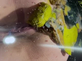 Perverformer – Scat Couple Enjoy Dirty Session On Glass Toilet screenshot 3