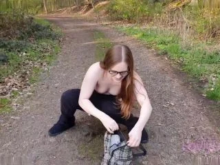 LovlyLuna – Hundertfach Beim Pissen Beobachtet screenshot 6