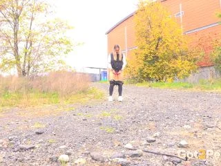 Naomi In Public screenshot 7