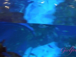 Lana Gee – Pee Glass screenshot 6