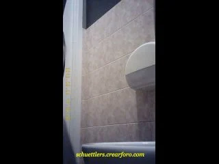 Student Restroom 64 screenshot 4