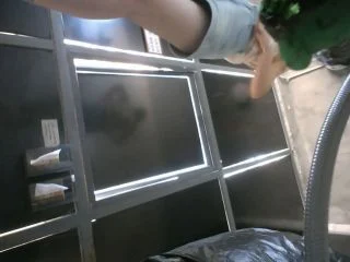 Waiters Urinating At A Restaurant Near A University screenshot 5
