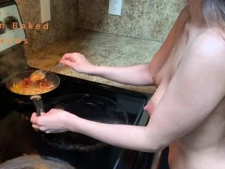Marinayam19 – Naked Cooking Orange Chicken And Shitting screenshot 2
