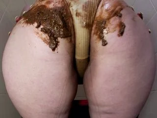 Cleopatra – Sensual Panty Pooping screenshot 5