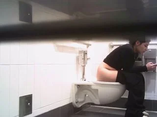 Hot Girls On Student Toilet 9 screenshot 6
