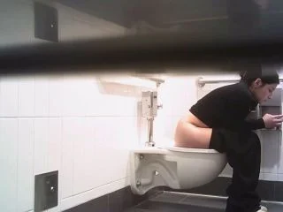 Hot Girls On Student Toilet 9 screenshot 7