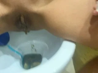 ANOOK84 – SHITTING SITTING ON THE SINK screenshot 1