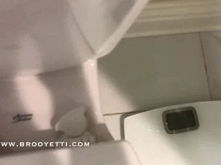 Iamyetti – PEEING POST HURRICANE IDA screenshot 4