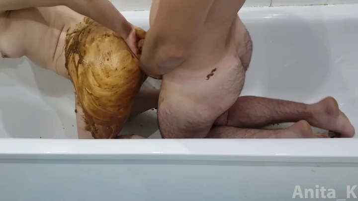 Anita K – Shitting On Each Other Smearing