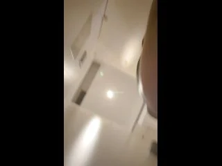 Top Tier Restroom Shoot 28 screenshot 4