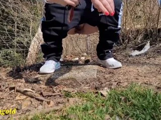 Munichgold – Meine Neue Kinky Pee Zusammenstellung Outdoor – Meine Haarige Butterfly Muschi Pisst screenshot 7