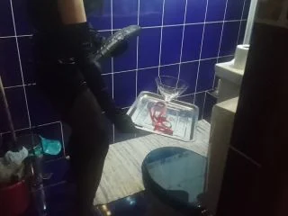 Huge Strapon With Champagne.Happy Holidays My Slaves – Straponandchampagne screenshot 3