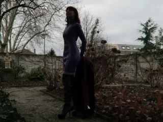 Mylene – Latex Pee Outdoors Home Fist screenshot 1