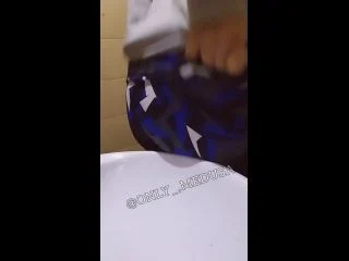 Only Medusa – Big Shit In The Gym Sink screenshot 1