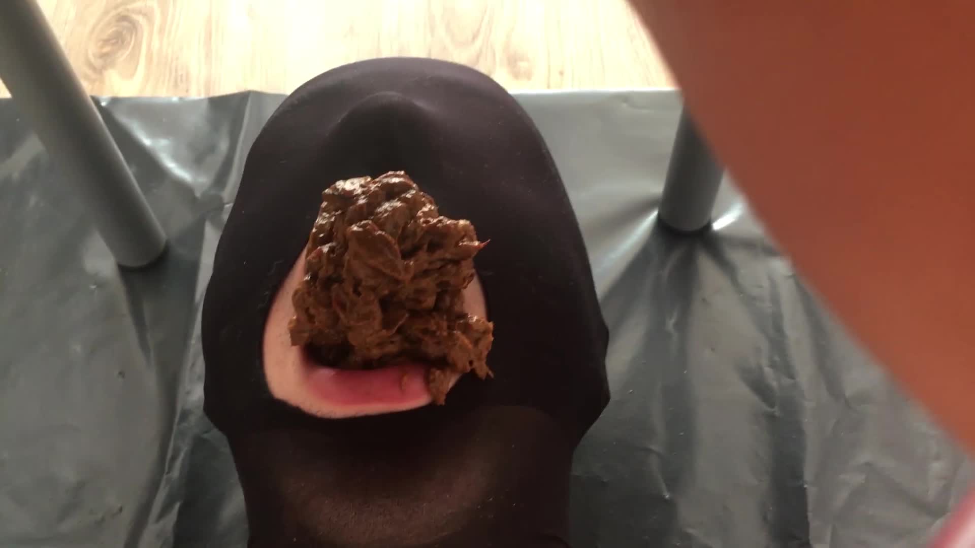 Full Mouth With Creamy Shit