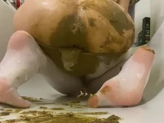 P00girl – Shoved Pantyhose In Dermis In Pussy screenshot 5