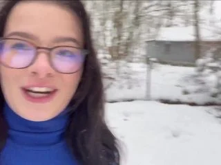 Ronja6900 – NS Video In Wald Gepisst – Und Fast Erwischt Worden screenshot 3