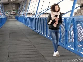 Pissing With Miky Love – Mikylove1 screenshot 3