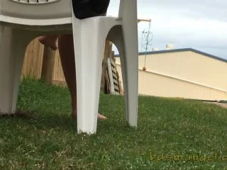 Outdoor Poop Voyeur Rear View screenshot 3