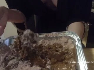 CassieScat – 1 Firm 1 Mushy Poo Chocolate Your Dessert screenshot 4