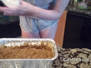 CassieScat – Baking Giant Shit Banana Bread screenshot 7