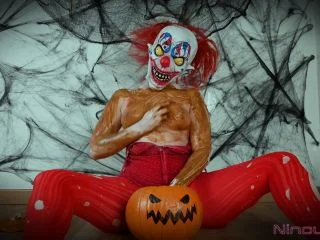Ninounini – DIRTY HALLOWEEN – I Shit And Piss In A Pumpkin For Halloween Before Playing With The Contents And Fucking My Ass screenshot 4