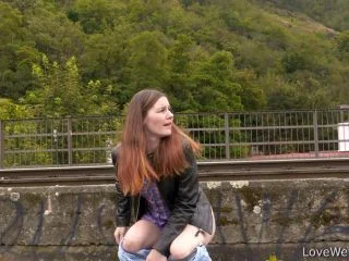 Bonus With Elena Vega 2 screenshot 2