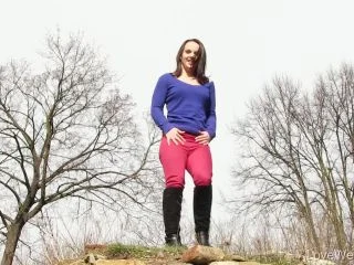 Bonus With Sarah 2 screenshot 3