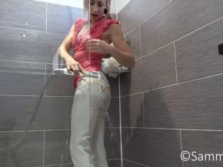 Friends Wet Panties And Shower screenshot 6