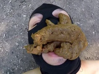 Scatdesire – Shitting In The Mouth Outdoor screenshot 7