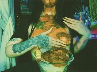 DirtyBetty – Mama Poop On Your Ice Cream screenshot 5