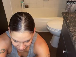 LadyX – Dumping In A Bag For Direct Shipping screenshot 1