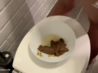 Devil-Sophie – Public IKEA Poop screenshot 5