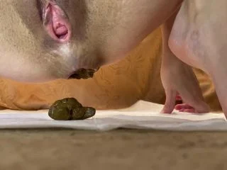 P00girl – Nice Big Hole Shit screenshot 2