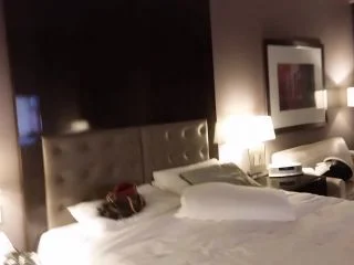 CandieCane – Floor Peeing At Trump Chicago Hotel screenshot 1