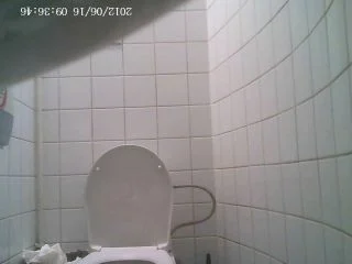 Student Restroom 91 screenshot 7
