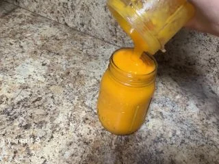 Marinayam19 – Why Is My Shit Orange screenshot 1