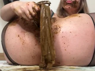 Extreme Violette – Speculum And Red Dildo screenshot 5
