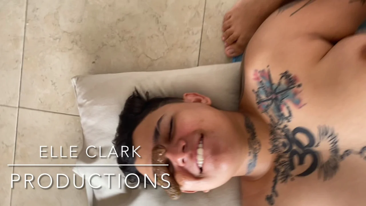 ElleClarkScatQueen – DISASTER IN THE FACE OF A SLAVE EFRO