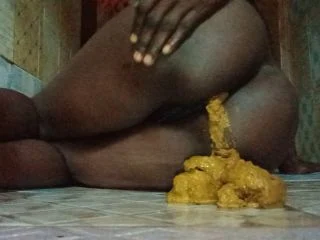 PrettyEbonies – Side Pooping And Smearing screenshot 4