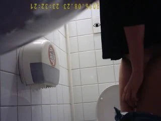 Student Restroom 92 screenshot 7