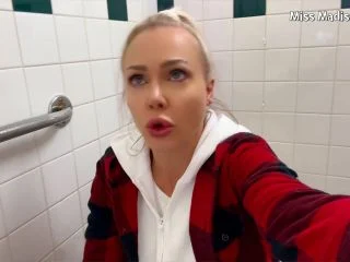 Blond Blaster – Grocery Store Toilet Slavery screenshot 1