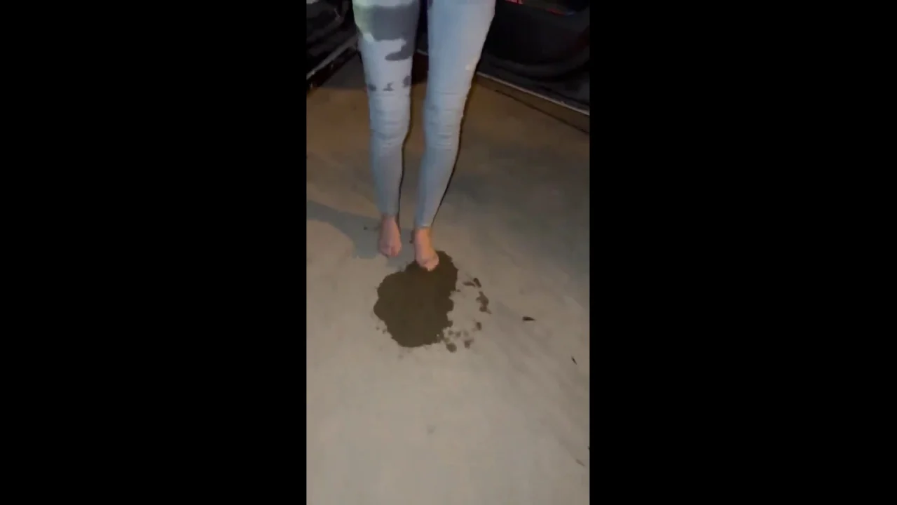 Piss In Parking