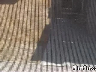 Peeing In The Neighbors Yard screenshot 3