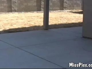 Peeing In The Neighbors Yard screenshot 4
